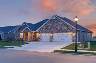 945 Rosenthal Dr, Tipp City, OH 45371 - Photo 3