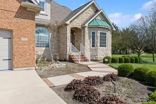 999 Brookwood Dr, Troy, OH 45373 - Photo 3