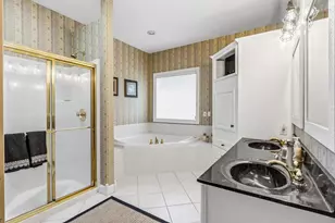 999 Brookwood Dr, Troy, OH 45373 - Photo 27