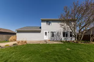 1181 Winchester Dr, Troy, OH 45373 - Photo 9