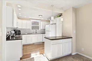 526 W Chillicothe Ave, Bellefontaine, OH 43311 - Photo 15
