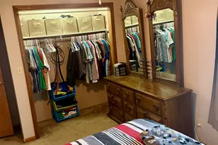 616 E Bellefontaine St, Wapakoneta, OH 45895 - Photo 15