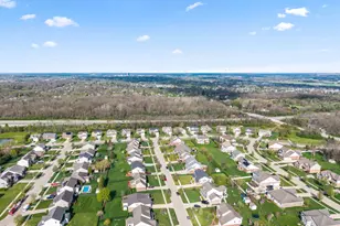 4192 Grace Cir, Beavercreek, OH 45431 - Photo 5