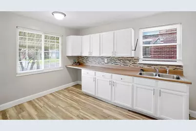 1525 Patterson Road, Dayton, OH 45420 - Photo 5