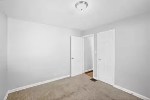 1525 Patterson Rd, Dayton, OH 45420 - Photo 9