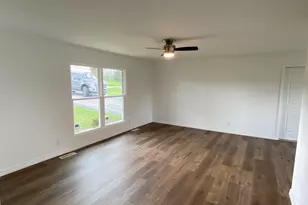 209 Shady Ln Dr, Bellefontaine, OH 43311 - Photo 7