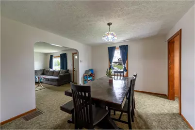 641 N Detroit Street, Bellefontaine, OH 43311 - Photo 7