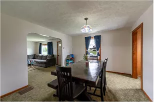 641 N Detroit St, Bellefontaine, OH 43311 - Photo 7