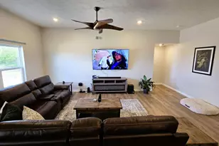 1702 Chevington Chase, Troy, OH 45373 - Photo 19