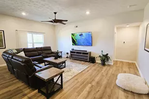 1702 Chevington Chase, Troy, OH 45373 - Photo 5