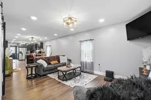 706 Buchanan St, Wapakoneta, OH 45895 - Photo 15