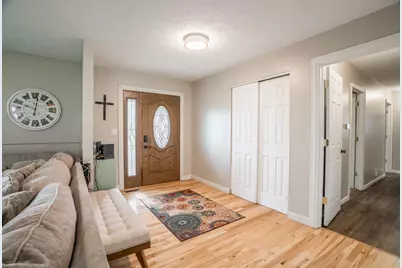 8555 Lochard Road, Sidney, OH 45365 - Photo 7
