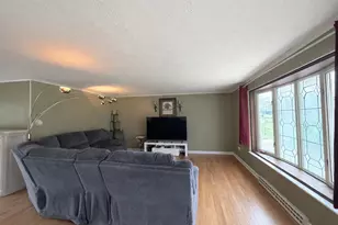 448 Ontario Ave, Bellefontaine, OH 43311 - Photo 3