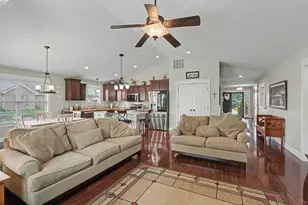 622 Willow Point Ct, Troy, OH 45373 - Photo 9