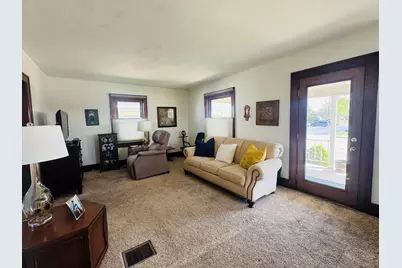 559 E Market Street, Celina, OH 45822 - Photo 7