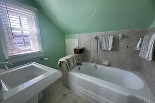 559 E Market St, Celina, OH 45822 - Photo 21