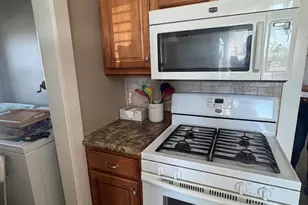 559 E Market St, Celina, OH 45822 - Photo 15