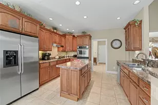 9842 Scotch Pine Dr, Springboro, OH 45066 - Photo 23