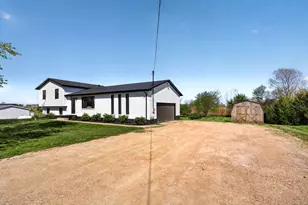 2430 Myers Rd, Springfield, OH 45502 - Photo 3