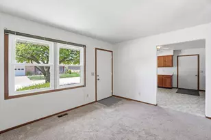 4898 E Brannan Dr, Springfield, OH 45502 - Photo 9