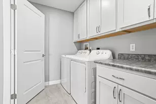 1151 Parklawn Ct, Troy, OH 45373 - Photo 47