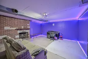 421 E Main St, Saint Paris, OH 43072 - Photo 43