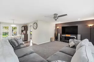 9226 Stephanie St, Dayton, OH 45458 - Photo 7