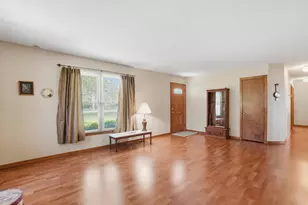 14031 Kohler Rd, Wapakoneta, OH 45895 - Photo 11
