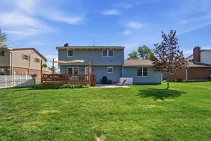 478 Robin Hood Ln, Troy, OH 45373 - Photo 45