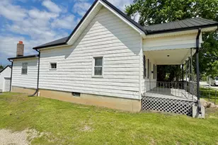 319 N Spruce St, Saint Marys, OH 45885 - Photo 5