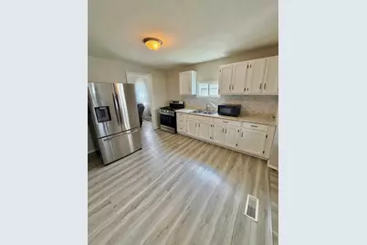 319 N Spruce Street, Saint Marys, OH 45885 - Photo 9