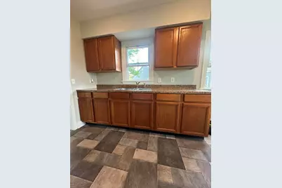 2050 S Hadley Road, Springfield, OH 45505 - Photo 9
