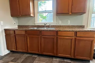 2050 S Hadley Rd, Springfield, OH 45505 - Photo 9