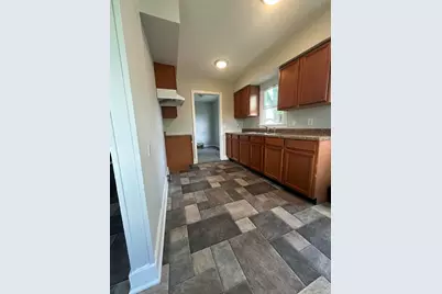 2050 S Hadley Road, Springfield, OH 45505 - Photo 7
