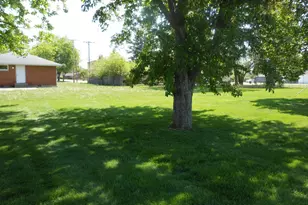 30 E Walnut St, Phillipsburg, OH 45354 - Photo 27