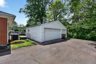1073 Tralee Trail, Beavercreek, OH 45430 - Photo 37