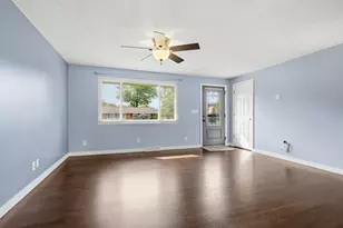 1015 Romanus Dr, Vandalia, OH 45377 - Photo 5