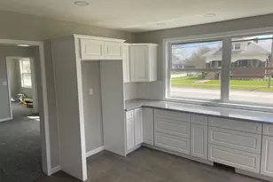 103 W South St, Coldwater, OH 45828 - Photo 3