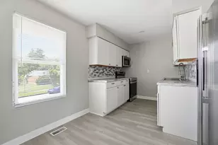 1805 Coretta Ct, Dayton, OH 45417 - Photo 11
