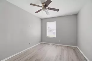 1805 Coretta Ct, Dayton, OH 45417 - Photo 21