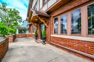 370 E Cassilly St, Springfield, OH 45503 - Photo 3