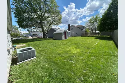 621 E Spring Street, Saint Marys, OH 45885 - Photo 5