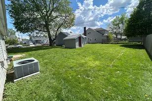 621 E Spring St, Saint Marys, OH 45885 - Photo 5