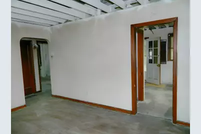 2037 Studer Avenue, Columbus, OH 43207 - Photo 9
