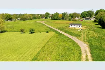 342 W Columbus Road, South Charleston, OH 45368 - Photo 5