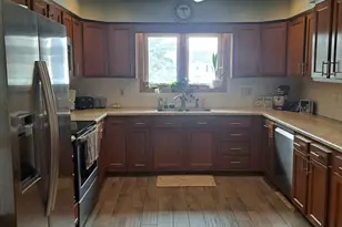 317 Summit St, Celina, OH 45822 - Photo 11