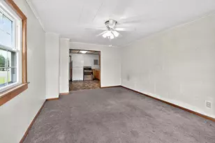 682 Scioto St, Kenton, OH 43326 - Photo 9