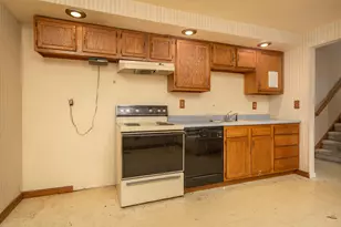 281 Fairway Dr, Fairborn, OH 45324 - Photo 17