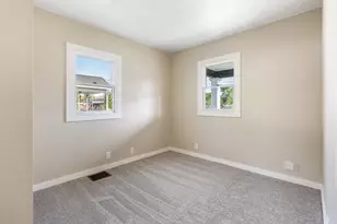1625 E Pleasant St, Springfield, OH 45505 - Photo 9