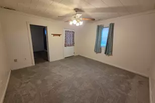 1030 Hendricks Ave, Saint Marys, OH 45885 - Photo 3